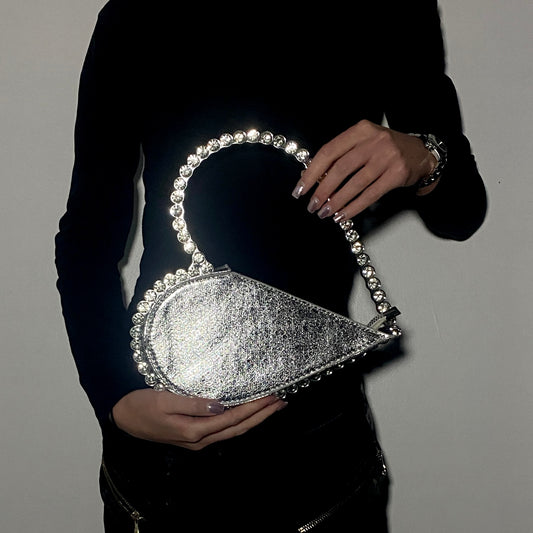 HEART KLUTCH